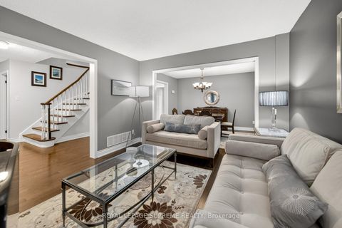 Photo 6 at 88 Empress Road, Maple, Vaughan