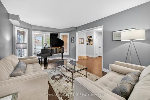 Photo 8 at 88 Empress Road, Maple, Vaughan