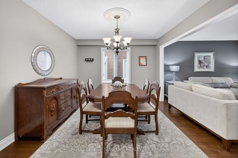 Photo 10 at 88 Empress Road, Maple, Vaughan