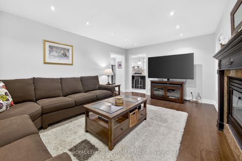 Photo 13 at 88 Empress Road, Maple, Vaughan
