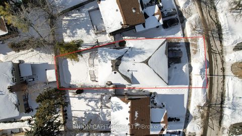 Photo 3 at 43 Fireside Drive, Rouge E11, Toronto