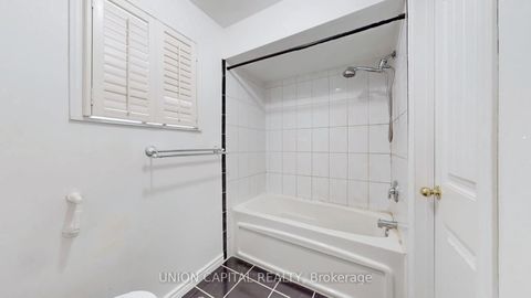 Photo 11 at 43 Fireside Drive, Rouge E11, Toronto