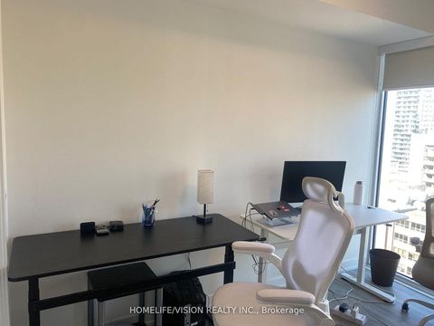 Photo 3 at 1418 - 158 Front Street E, Moss Park, Toronto