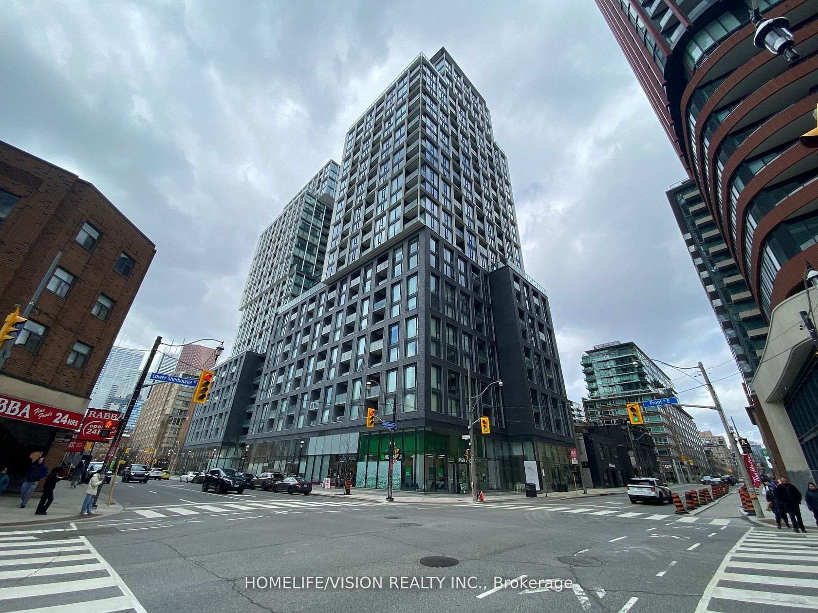 1418 - 158 Front Street E, Moss Park, Toronto photo number 2