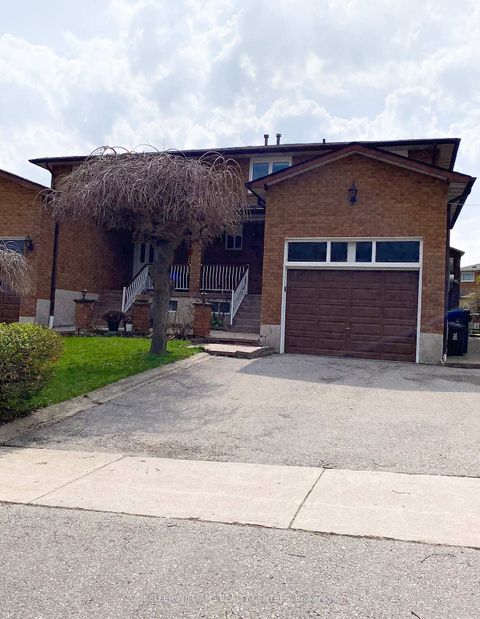 Photo 1 at 30 Clubhouse Court, Jane Heights, Toronto
