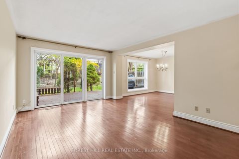 Photo 4 at 61 Snowshoe Mill Way, Windfields, Toronto