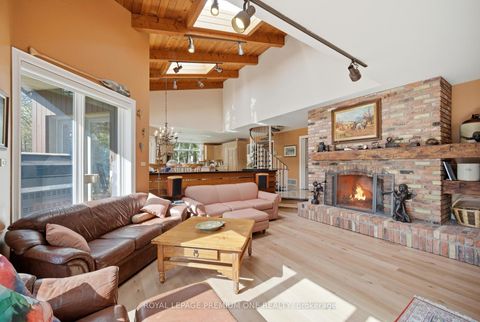 Photo 6 at 72 Golf Avenue, East Woodbridge, Vaughan