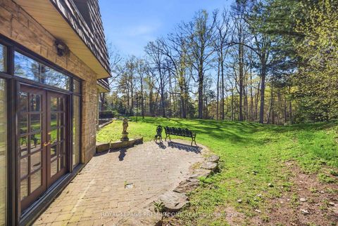 Photo 18 at 72 Golf Avenue, East Woodbridge, Vaughan