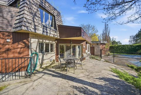 Photo 19 at 72 Golf Avenue, East Woodbridge, Vaughan