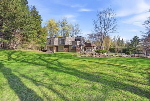 Photo 24 at 72 Golf Avenue, East Woodbridge, Vaughan