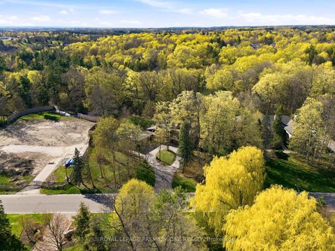 Photo 31 at 72 Golf Avenue, East Woodbridge, Vaughan