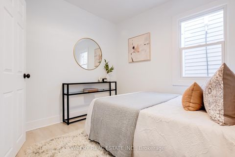 Photo 21 at 146 Hanson Street, Woodbine Corridor, Toronto