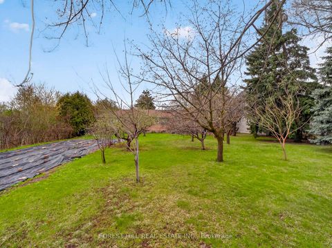 Photo 13 at 27 Vaughan Boulevard, Beverley Glen, Vaughan