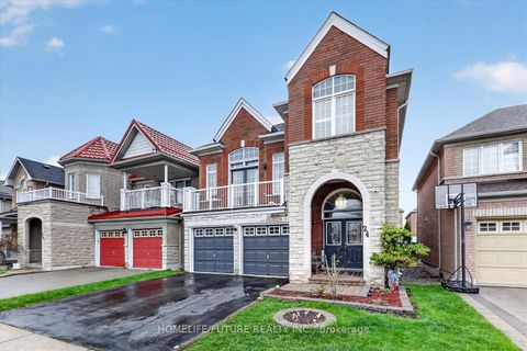 Photo 2 at 24 Turtledove Grove, Rouge E11, Toronto
