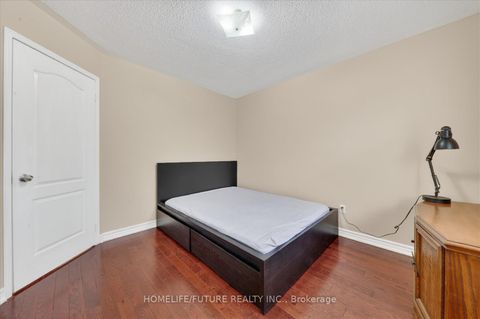 Photo 26 at 24 Turtledove Grove, Rouge E11, Toronto