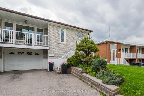 Photo 0 at 124 Edmonton Drive, Pleasant View, Toronto