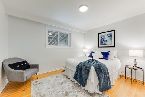 Photo 14 at 124 Edmonton Drive, Pleasant View, Toronto