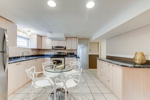 Photo 21 at 124 Edmonton Drive, Pleasant View, Toronto