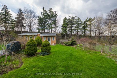 Photo 37 at 124 Edmonton Drive, Pleasant View, Toronto