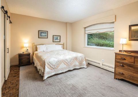 Photo 11 at 502 - 21 Dale Avenue, Moore Park, Toronto