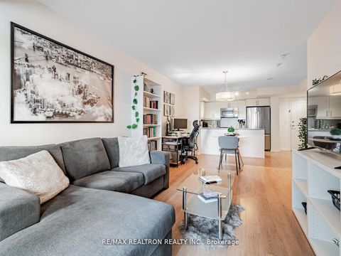 Photo 4 at 716 - 85 East Liberty Street, Niagara, Toronto