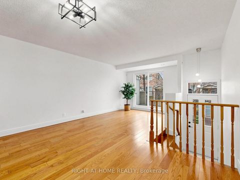 Photo 8 at 1520 - 28 Sommerset Way, Willowdale East, Toronto