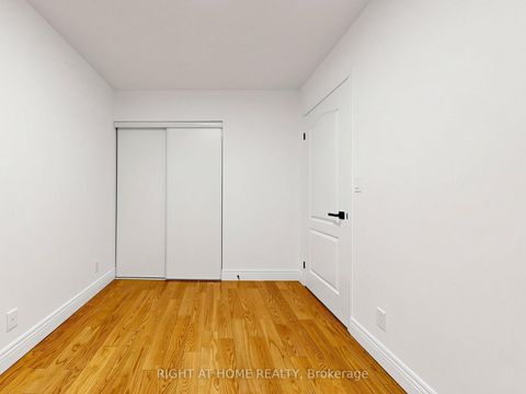 Photo 27 at 1520 - 28 Sommerset Way, Willowdale East, Toronto