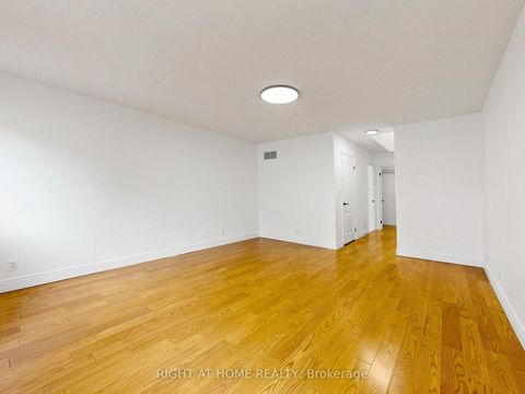 Photo 38 at 1520 - 28 Sommerset Way, Willowdale East, Toronto