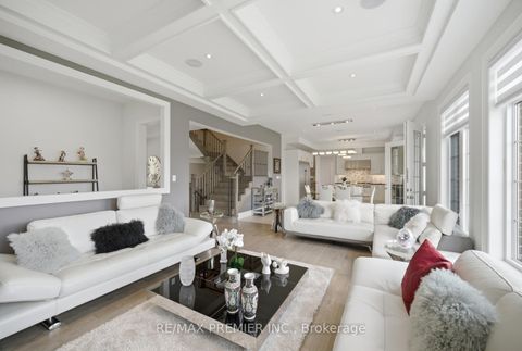 Photo 12 at 319 Torrey Pines Road, Kleinburg, Vaughan