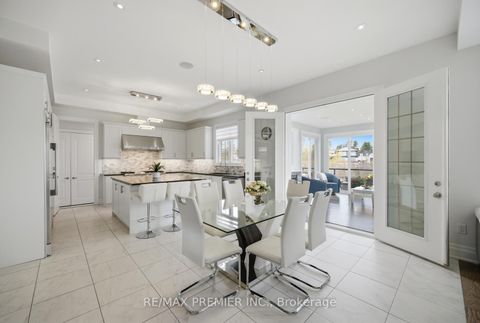 Photo 13 at 319 Torrey Pines Road, Kleinburg, Vaughan