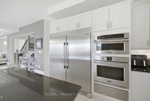 Photo 17 at 319 Torrey Pines Road, Kleinburg, Vaughan
