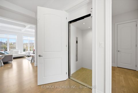 Photo 23 at 319 Torrey Pines Road, Kleinburg, Vaughan