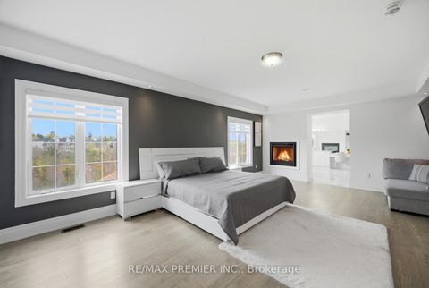 Photo 28 at 319 Torrey Pines Road, Kleinburg, Vaughan