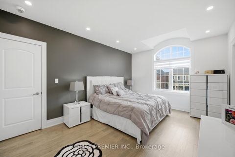 Photo 34 at 319 Torrey Pines Road, Kleinburg, Vaughan