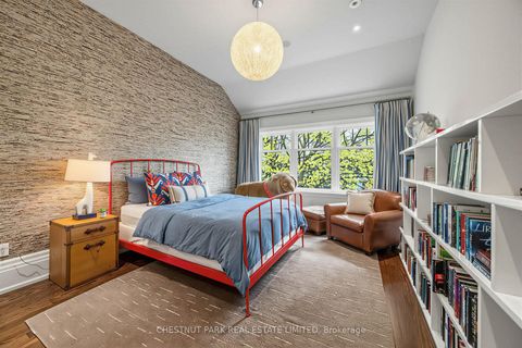 Photo 18 at 94 Walmer Road, Annex, Toronto