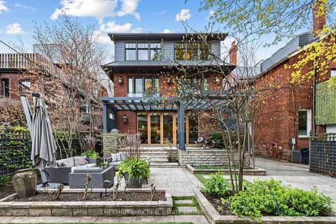 Photo 34 at 94 Walmer Road, Annex, Toronto