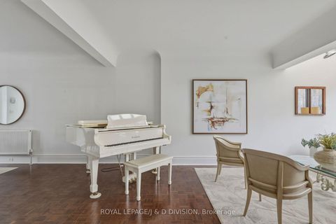 Photo 3 at 18 Tranby Avenue, Annex, Toronto
