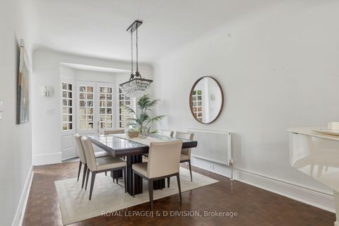 Photo 4 at 18 Tranby Avenue, Annex, Toronto