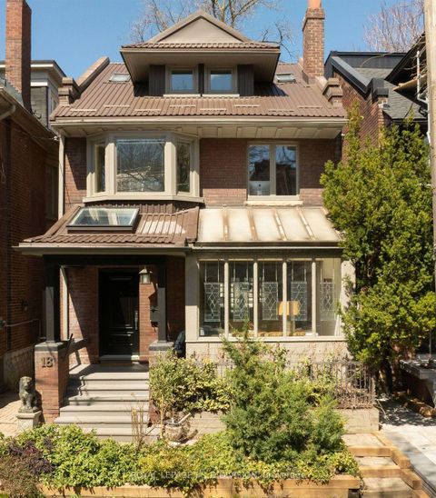 Photo 33 at 18 Tranby Avenue, Annex, Toronto