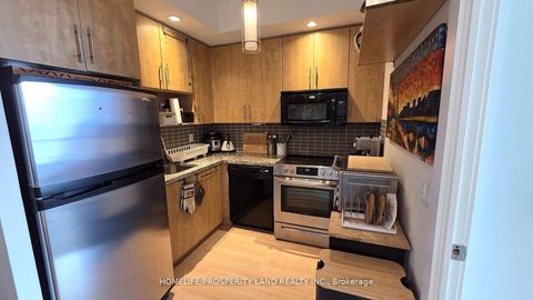 Photo 4 at 1706 - 120 Homewood Avenue, North St. James Town, Toronto