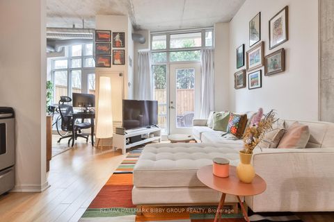 Photo 3 at 104 - 150 Sudbury Street, Little Portugal, Toronto