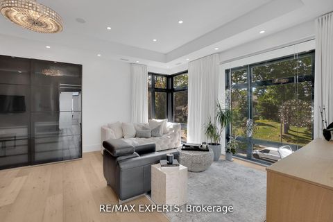 Photo 16 at 7 Woodvalley Drive, Humber Valley, Toronto