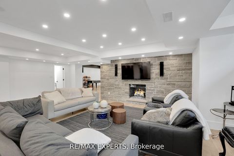 Photo 30 at 7 Woodvalley Drive, Humber Valley, Toronto