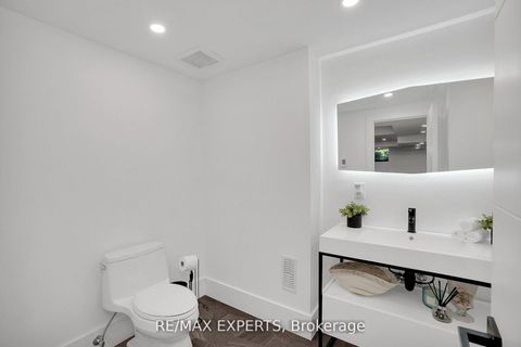 Photo 35 at 7 Woodvalley Drive, Humber Valley, Toronto