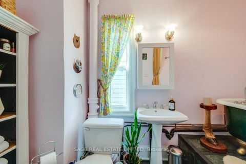 Photo 21 at 25 Helena Avenue, Wychwood, Toronto