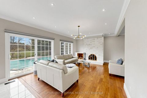 Photo 9 at 2 Gilbert Drive, Aurora Estates, Aurora