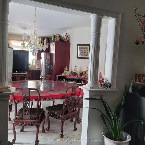 Photo 5 at 78 Pieta Place, Vellore Village, Vaughan