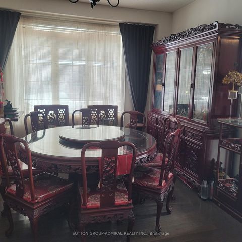 Photo 7 at 78 Pieta Place, Vellore Village, Vaughan
