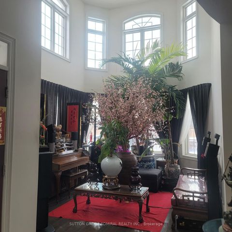 Photo 10 at 78 Pieta Place, Vellore Village, Vaughan