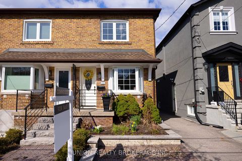 Photo 1 at 154 Blantyre Avenue, Cliffside, Toronto